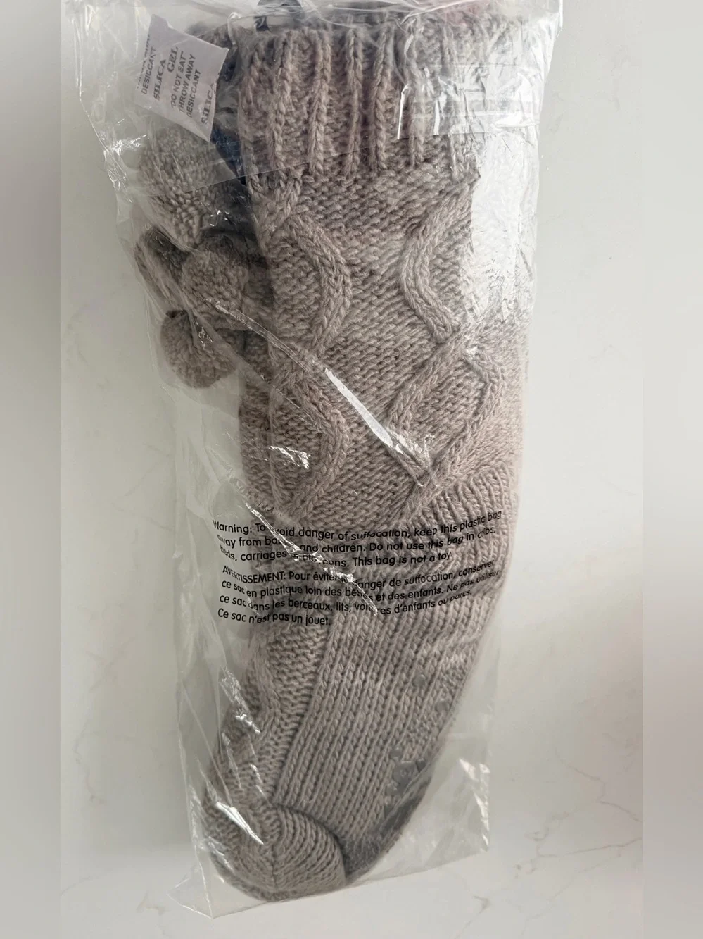 Muk Luks Gray Cable-Knit Pom-Pom Socks L / XL